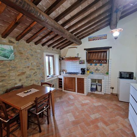 Piccola Casa Toscana Con Giardino Con Vista Mozzafiato Podere Cordicella Exteriér fotografie